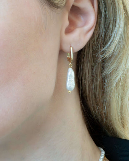 Cobble Pearl Drop Earrings | Cobble Drop Earrings | RRule