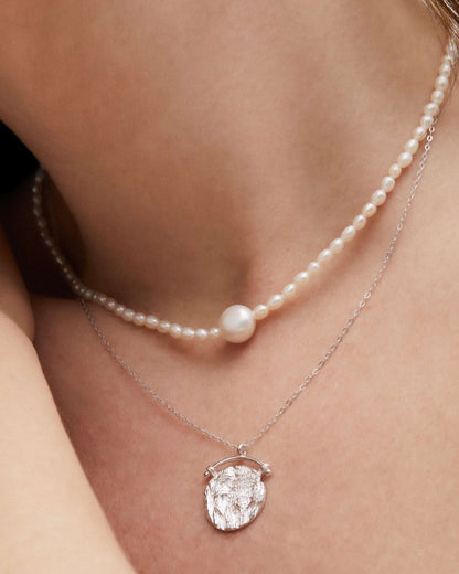 Kaia Pearl Necklace