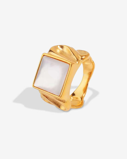 Lorde Signet Ring